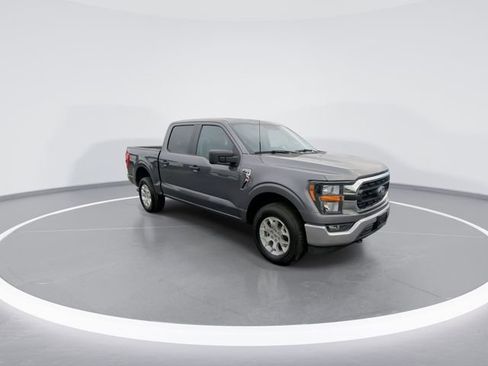 Used 2023 Ford F150 XLT image 2