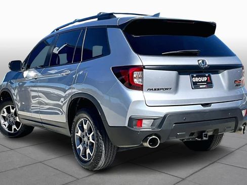 Used 2023 Honda Passport TrailSport image 12
