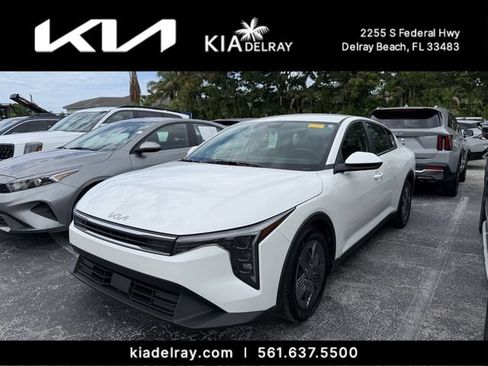 Certified 2025 Kia K4 FWD image 4
