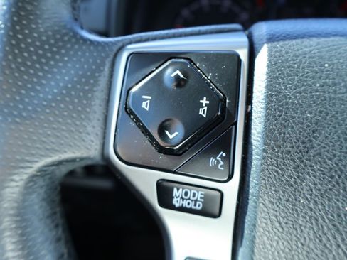 Used 2022 Toyota 4Runner SR5 Premium image 13