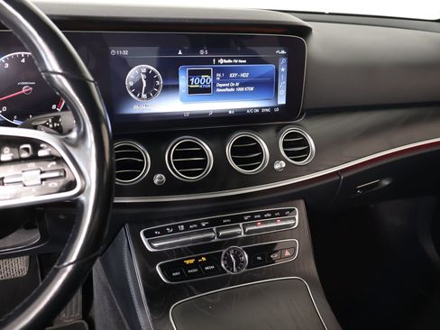 Used 2019 Mercedes-Benz E 450 4MATIC Sedan image 5