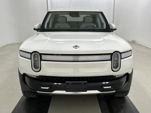 Used 2023 Rivian R1T Adventure image 8