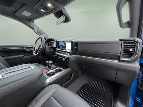 Certified 2022 Chevrolet Silverado 1500 LTZ w/ LTZ Premium Package image 40