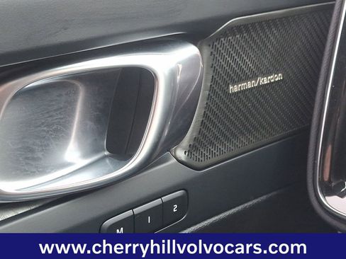 Certified 2026 Volvo XC40 B5 Ultra image 25