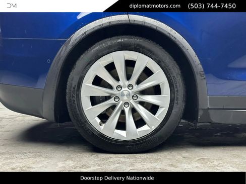 Used 2019 Tesla Model X Long Range image 40