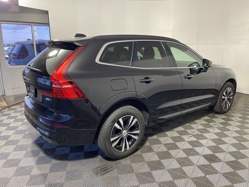 Used 2023 Volvo XC60 B5 Core image 6