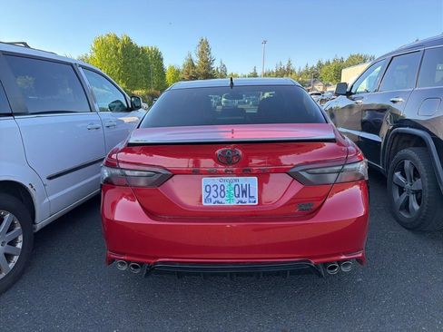 Used 2021 Toyota Camry XSE AWD/4WD image 5