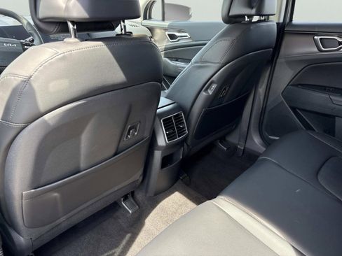 New 2026 Kia Sportage EX AWD/4WD image 17