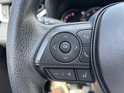 Certified 2024 Toyota RAV4 XLE AWD/4WD image 19