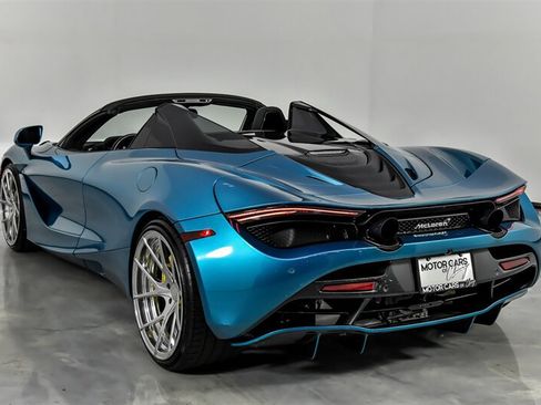 Used 2020 McLaren 720S Spider RWD image 9