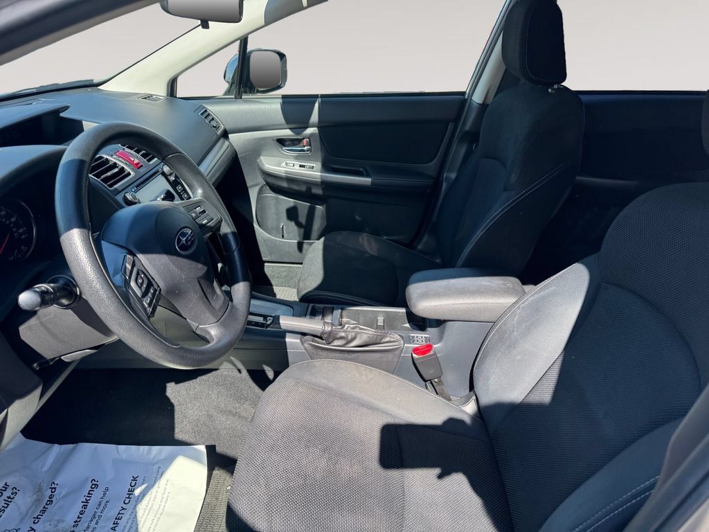 Used 2015 Subaru Crosstrek 2.0i Premium AWD/4WD image 9