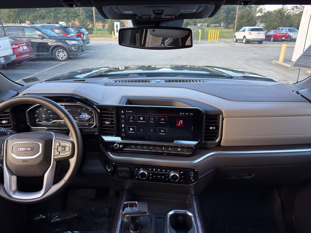 Used 2025 GMC Sierra 1500 SLT w/ SLT Premium Plus Package AWD/4WD image 9