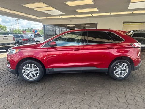 Used 2023 Ford Edge SEL AWD/4WD image 10