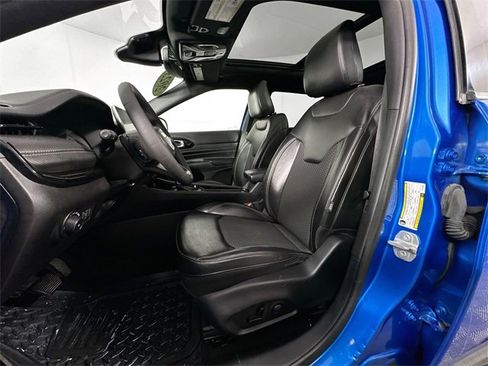 Used 2023 Jeep Compass Altitude w/ Sun and Sound Group image 4