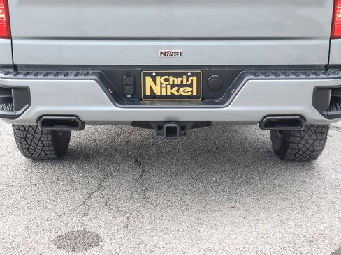 Used 2023 Chevrolet Silverado 1500 Custom Trail Boss w/ LPO, Dark Essentials Package image 14