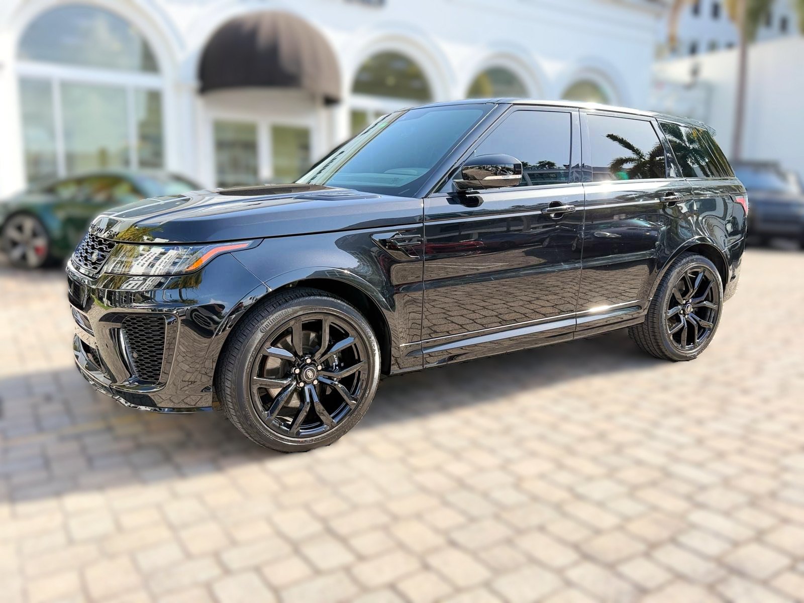 Used 2022 Land Rover Range Rover Sport SVR AWD/4WD image 1