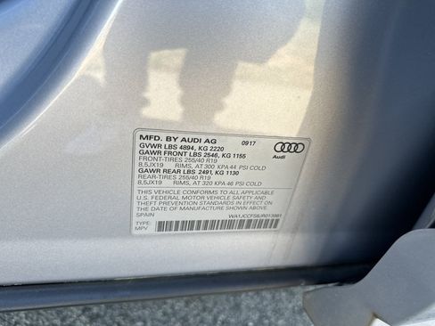 Used 2018 Audi Q3 2.0T Premium Plus w/ Premium Plus Package AWD/4WD image 35