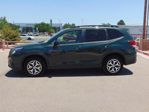 Certified 2023 Subaru Forester Premium AWD/4WD image 7