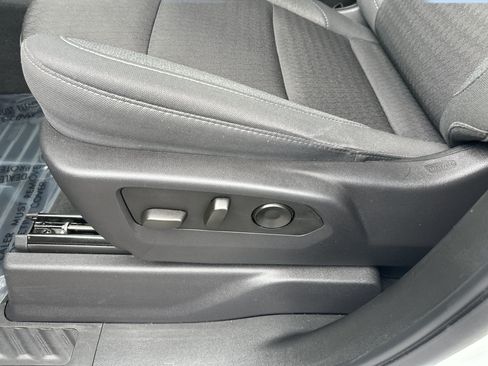 Certified 2024 Chevrolet Silverado 1500 Custom AWD/4WD image 12