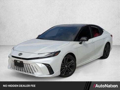 Used 2025 Toyota Camry XSE w/ Premium Plus Package FWD image 1