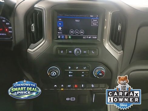 Used 2023 Chevrolet Silverado 1500 Custom Trail Boss w/ Realtree Special Edition image 10