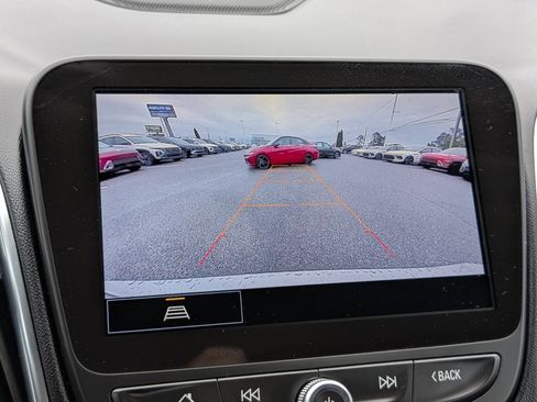 Used 2024 Chevrolet Malibu LT image 18