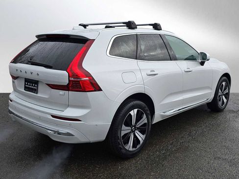 Certified 2023 Volvo XC60 T8 Plus w/ Climate Package image 3