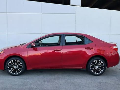 Used 2015 Toyota Corolla S FWD image 3
