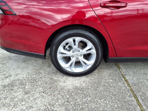 Certified 2026 Honda Accord LX image 25