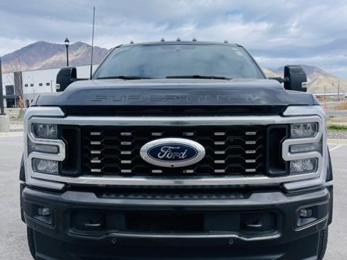 Used 2025 Ford F450 King Ranch w/ FX4 Off-Road Package image 8