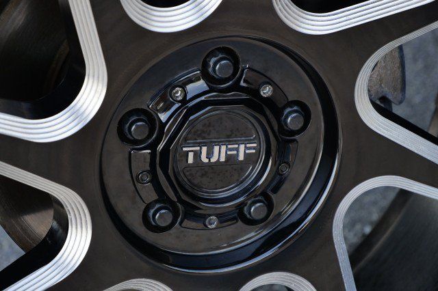 Used 2021 Jeep Gladiator Rubicon AWD/4WD image 9