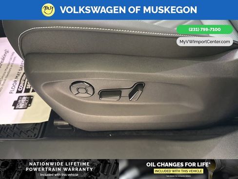 New 2026 Volkswagen Tiguan SE image 12