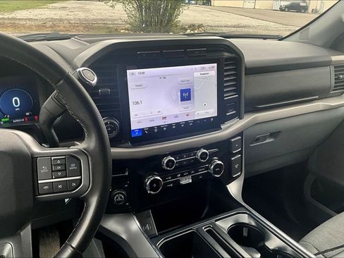 Used 2024 Ford F150 XLT w/ Mobile Office Package image 6