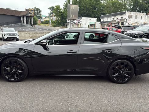 Used 2019 Nissan Maxima SR w/ Premium Package FWD image 4