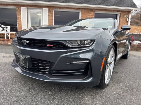 Used 2020 Chevrolet Camaro SS image 4
