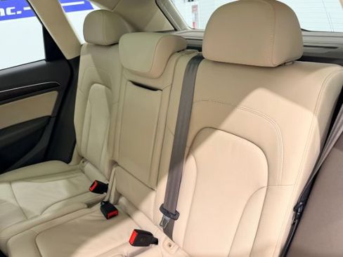 Used 2015 Audi Q5 2.0T Premium Plus w/ Technology Package image 43