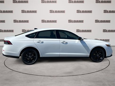 New 2025 Honda Accord SE image 6