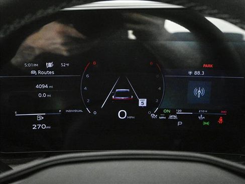 Used 2025 Audi Q5 Premium Plus w/ Premium Plus image 11