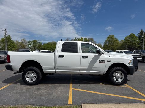 Used 2014 RAM 2500 ST AWD/4WD image 5