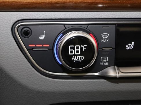 Used 2022 Audi Q5 2.0T Premium Plus image 8