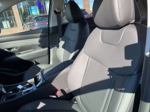 New 2025 Hyundai Tucson SEL image 9