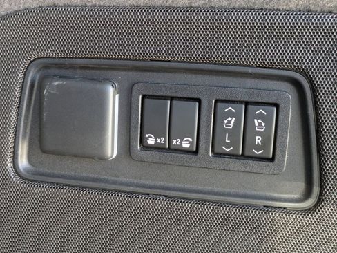 Used 2021 Cadillac Escalade Sport w/ Heavy-Duty Trailer Package image 14