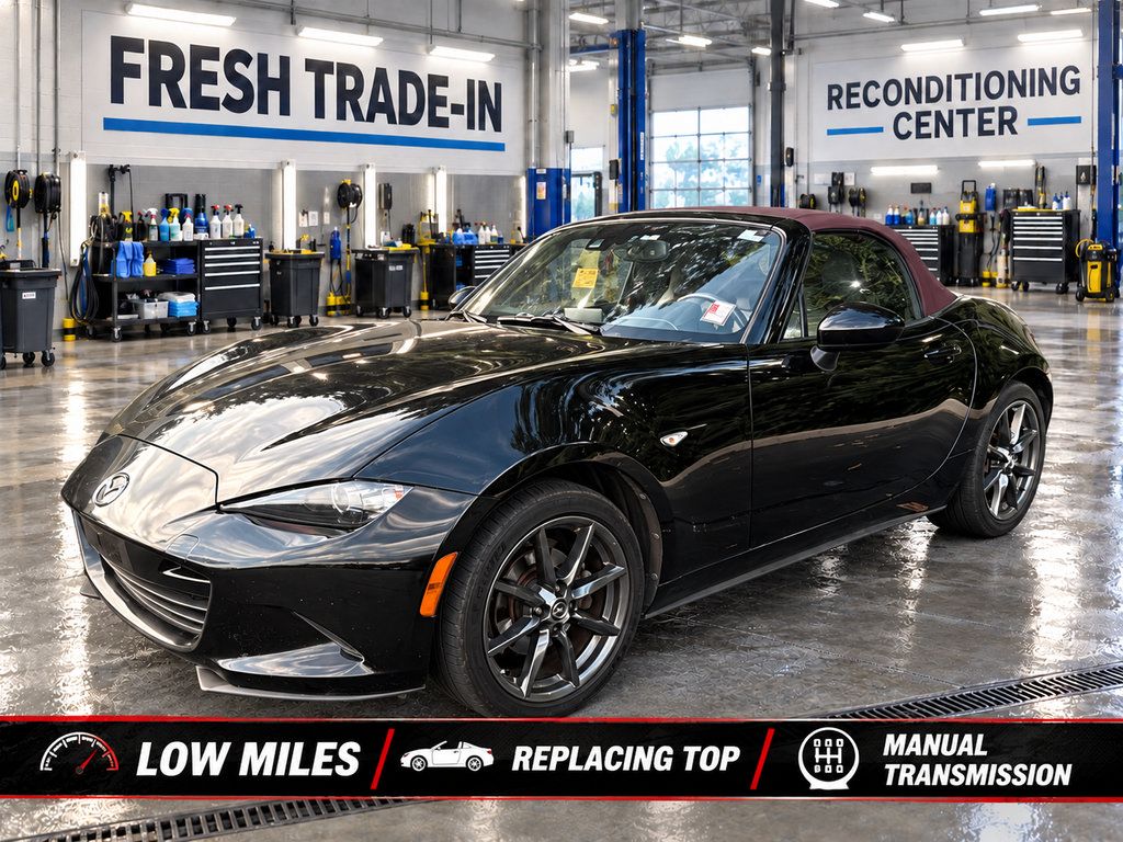 Used 2018 MAZDA MX-5 Miata Grand Touring RWD image 1