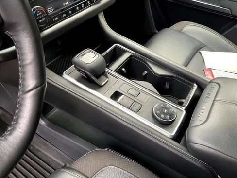 Certified 2022 Nissan Pathfinder SL AWD/4WD image 19