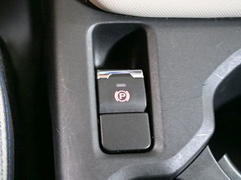 Used 2025 Subaru Forester Premium AWD/4WD image 29