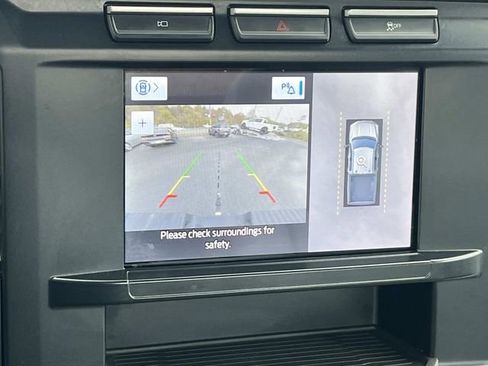 Used 2024 Ford F350 XL w/ 360-Degree Camera Package AWD/4WD image 32