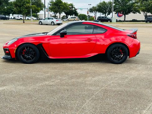 Used 2022 Toyota GR86 w/ ALL Weather Mat Package (TMS) RWD image 5