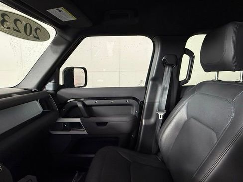 Used 2023 Land Rover Defender 110 S image 20