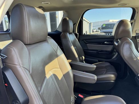 Used 2017 GMC Acadia Limited SLT AWD/4WD image 17