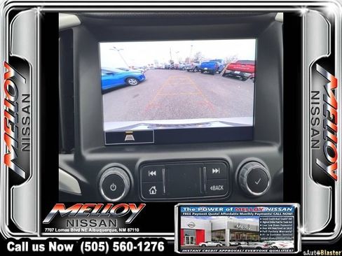 Used 2024 GMC Terrain SLT image 23